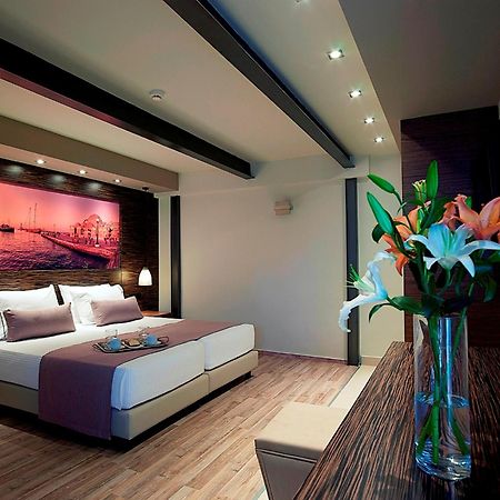 Elotis Suites (Adults Only) Agia Marina Стая снимка
